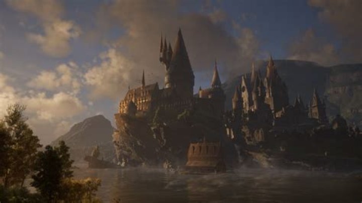 How to prevent chest gear from being deleted in Hogwarts Legacy