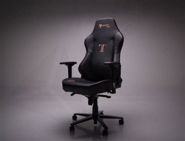 Secretlab Titan Gaming Chair Review - A Gaming Chair for Real Gamers